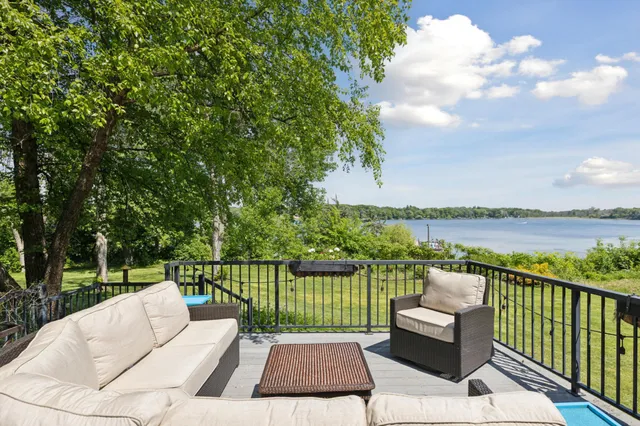 $1,100,000 | 6185 Partridge Court, White Bear Lake, MN 55110