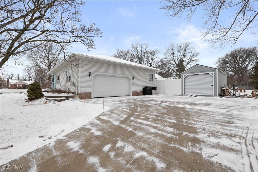104 Berkshire Road Elyria, OH 44035 - Photo 35 of 38