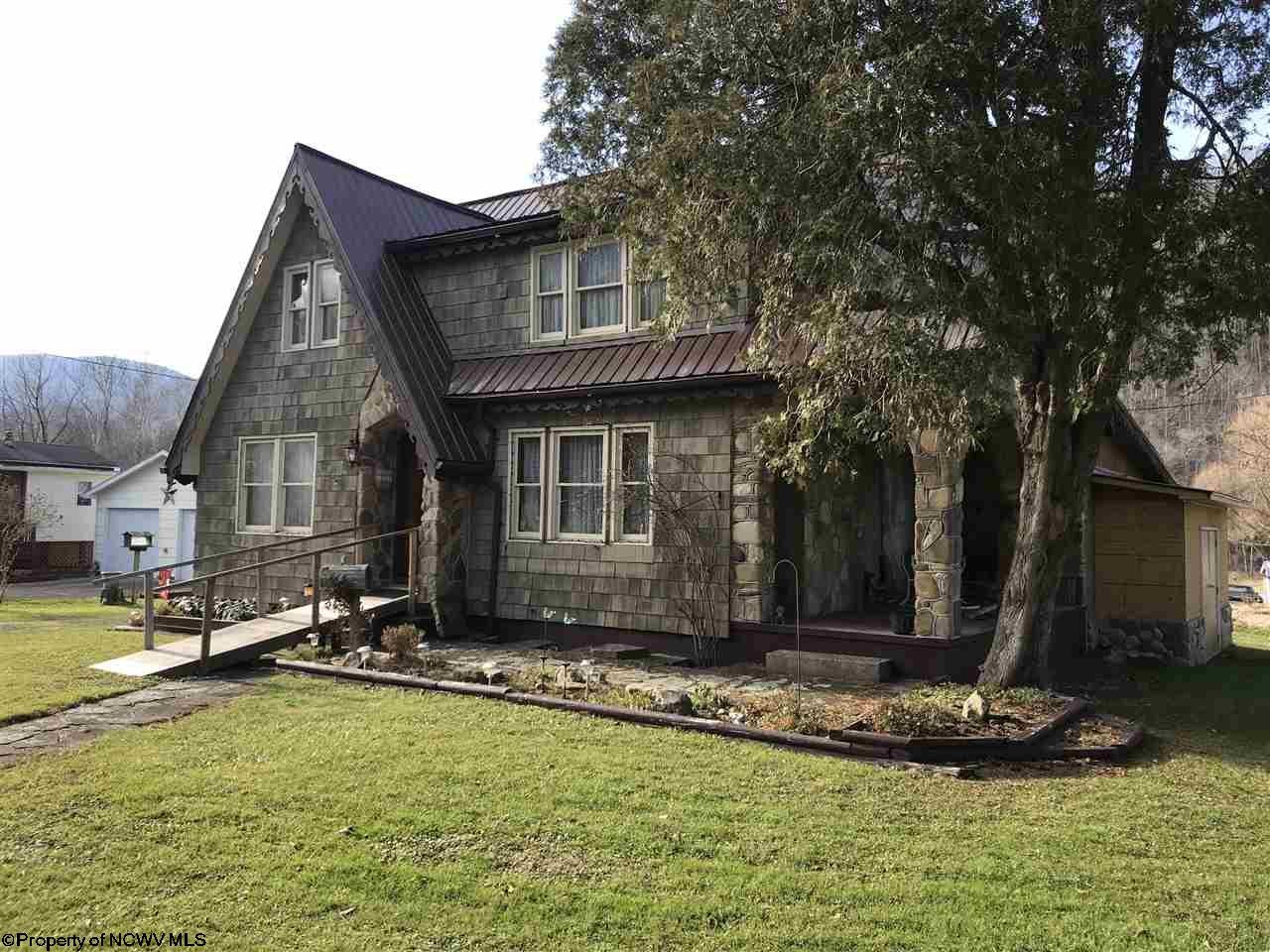 94 Main Harman, WV 26270 - Photo 2 of 20 Gallery Image 2