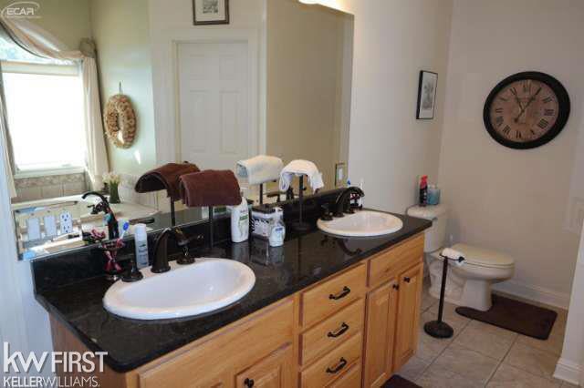 15256 Hogan Road Linden, MI 48451 - Photo 17 of 53 21214872-16.JPG
