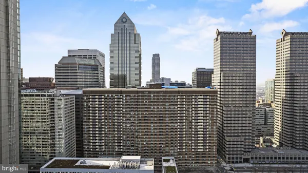 $315,000 | 1901 John F Kennedy Boulevard, Unit 2801, Philadelphia, PA 19103