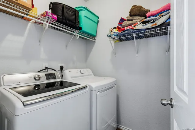 $319,900 | 1149 Kite Corner, New Braunfels, TX 78130