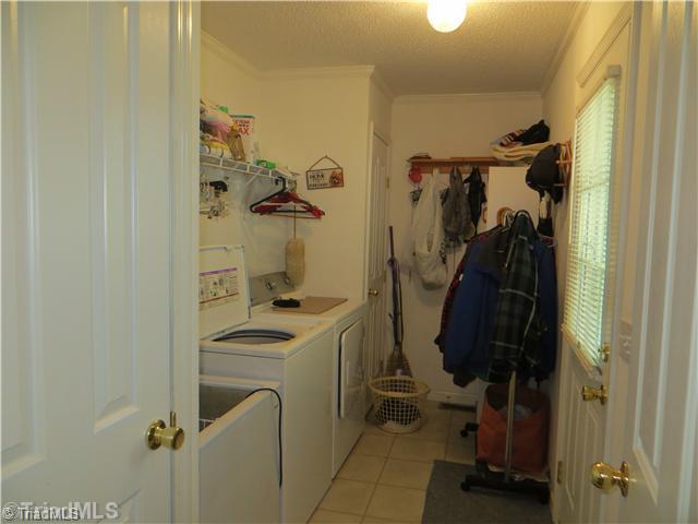 482 Will Boone Road Mocksville, NC 27028 - Photo 14 of 16 Laundry Room.