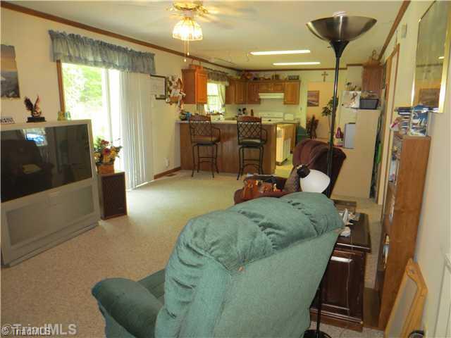 482 Will Boone Road Mocksville, NC 27028 - Photo 5 of 16 Den/Family/Great Room.