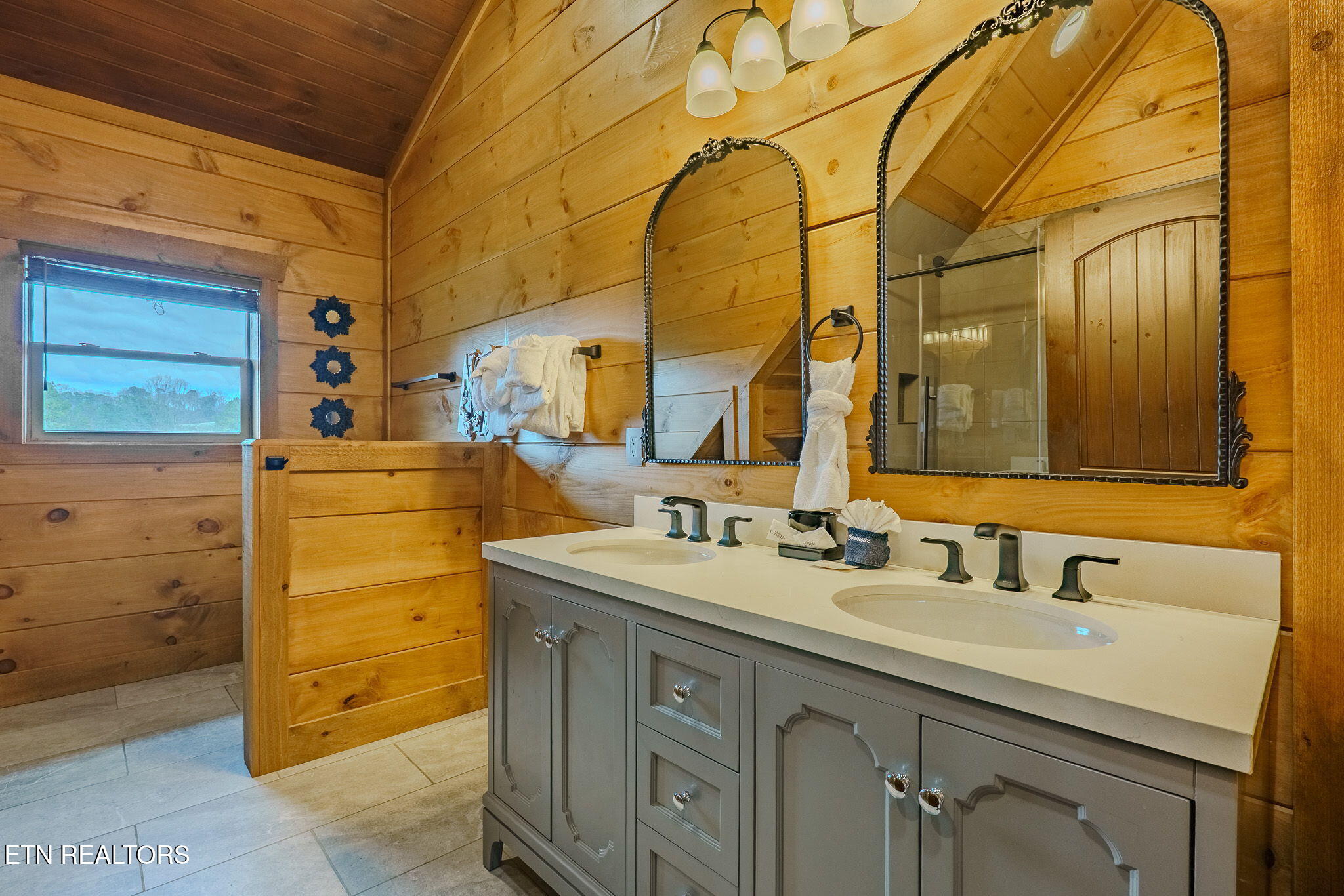 615 Rainbow Road Sevierville, TN 37862 - Photo 25 of 56 3-web-or-mls-_DSC3521-HDR