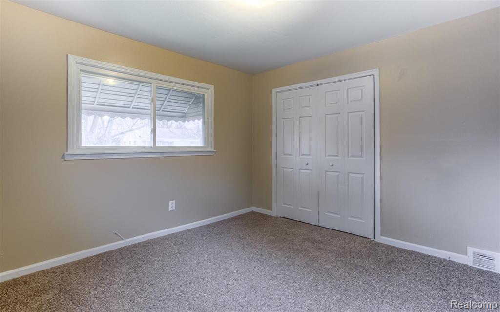29966 Spring Arbor Drive Inkster, MI 48141 - Photo 16 of 27