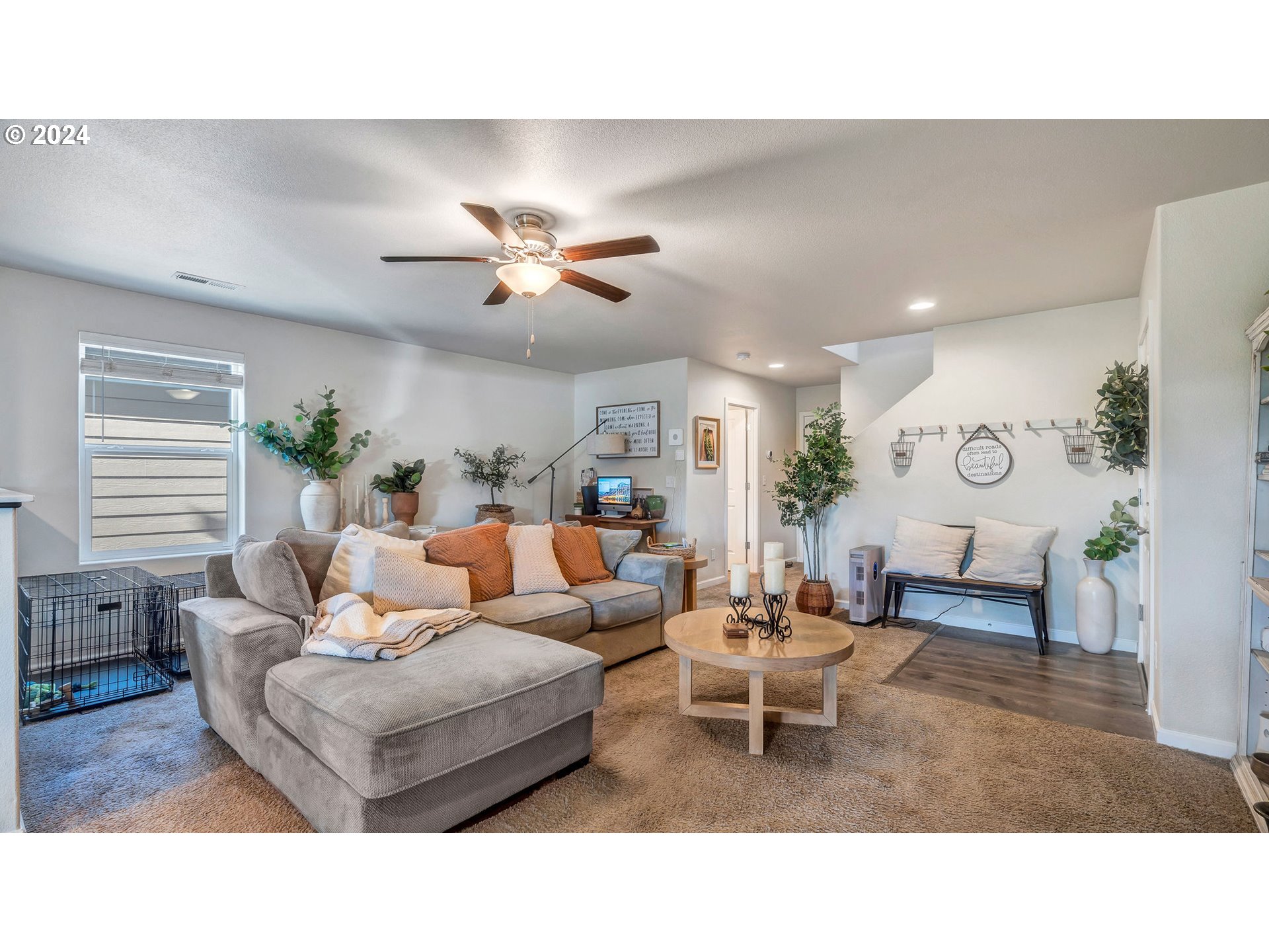 330 Forest Lane Molalla, OR 97038 - Photo 10 of 29 a living room with furniture and a chandelier