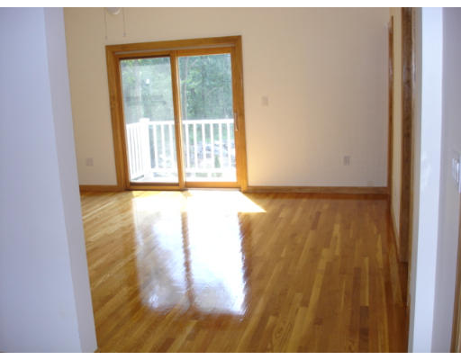 26 St James Road Saugus, MA 01906 - Photo 6 of 10 Gallery Image 6