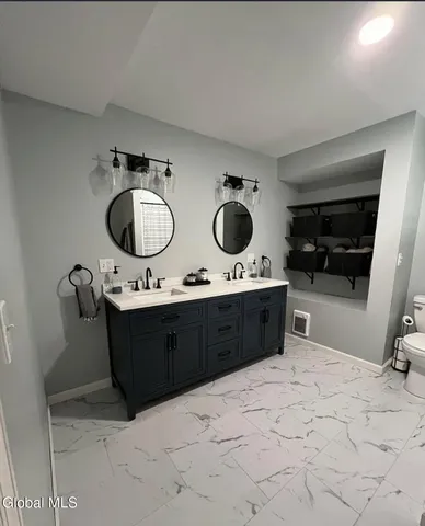 $499,900 | 23 Geiser Road, North Greenbush, NY 12198