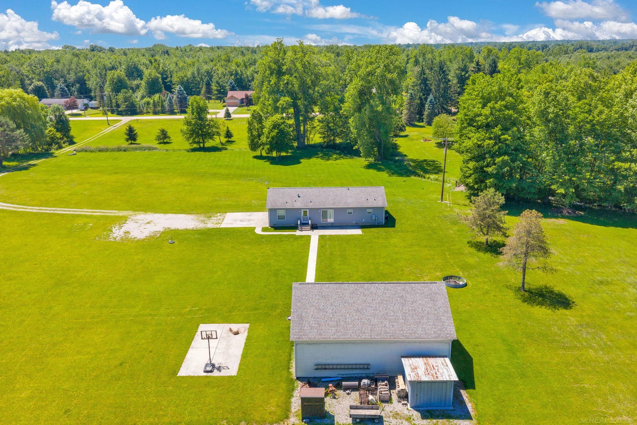 6995 Aitken Road Lexington, MI 48450 - Photo 37 of 46