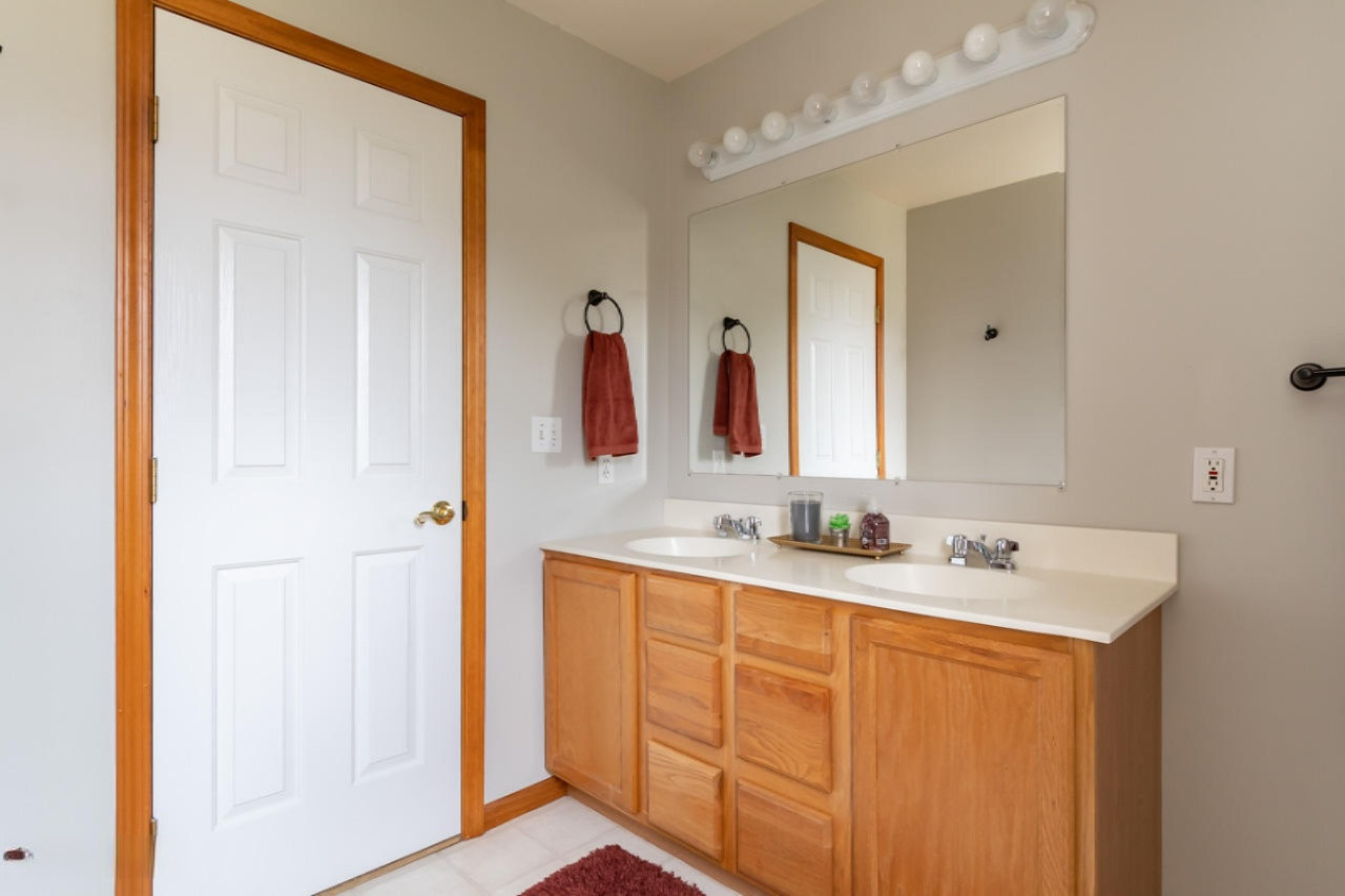 54045 Ridgeview Circle Paw Paw, MI 49079 - Photo 16 of 29 54045 Ridgeview-14