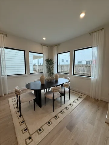 $794,432 | 1422 Caywood Lane, Unit D, Houston, TX 77055