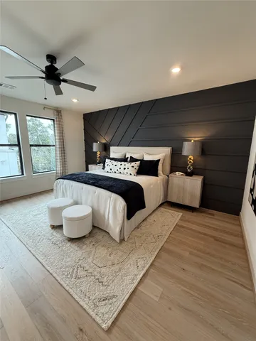 $794,432 | 1422 Caywood Lane, Unit D, Houston, TX 77055