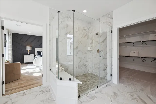 $765,000 | 1422 Caywood Lane, Unit D, Houston, TX 77055