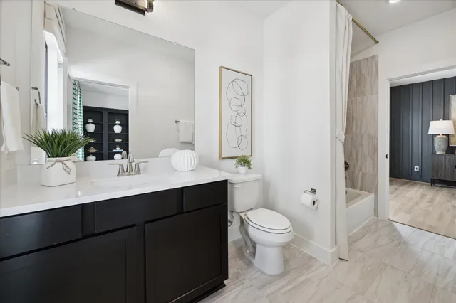 $765,000 | 1422 Caywood Lane, Unit D, Houston, TX 77055