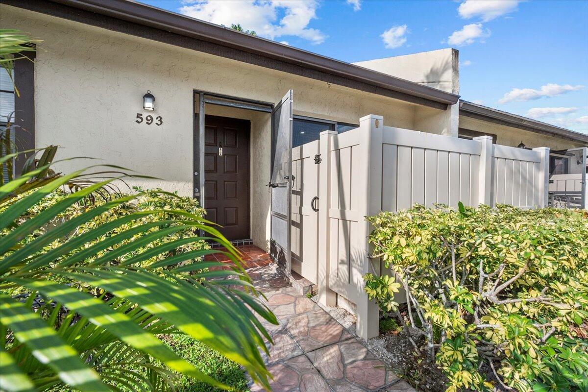 593 Banks Road, Unit 593 Margate, FL 33063 - Photo 2 of 30 02-CBW_7056