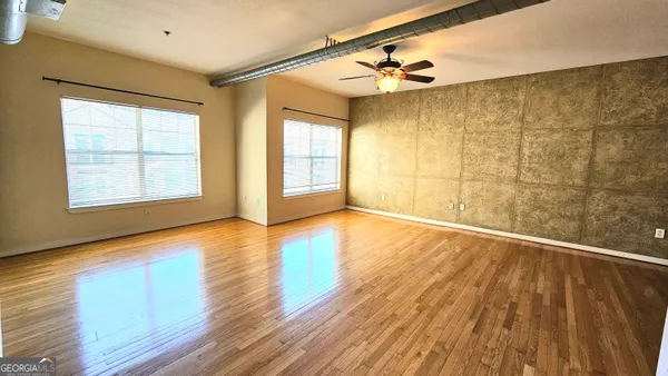 $299,500 | 800 Peachtree Street Northeast, Unit 1507, Atlanta, GA 30308
