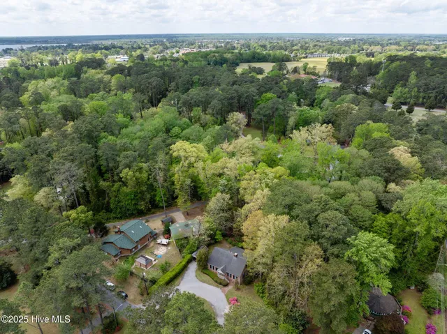 $350,000 | 103 Camelia Drive, Washington, NC 27889