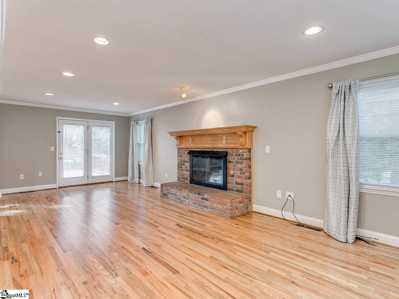 125 Chestnut Lake Drive Inman, SC 29349 - Photo 6 of 32