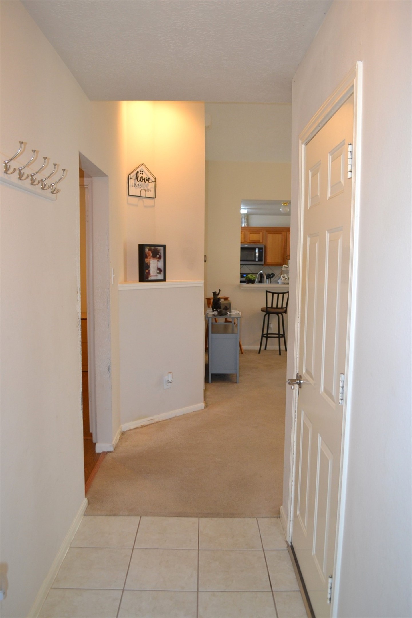 121 Golfview Court Conroe, TX 77356 - Photo 5 of 37