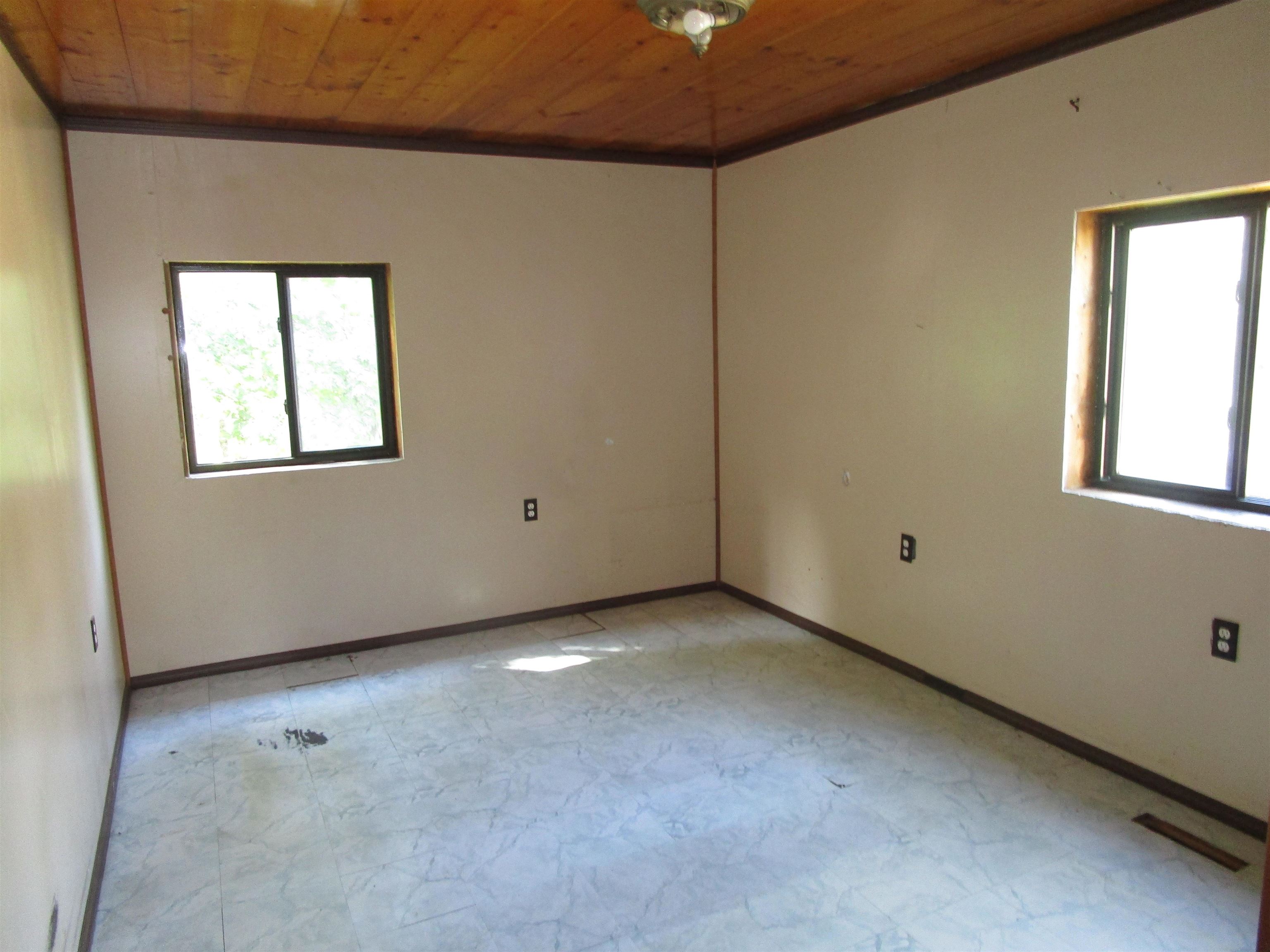 181 Putney Road Andover, NH 03216 - Photo 8 of 10