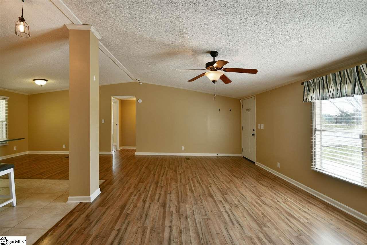 253 Lolly Road Gray Court, SC 29645 - Photo 12 of 36