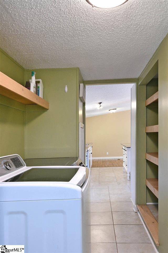 253 Lolly Road Gray Court, SC 29645 - Photo 20 of 36