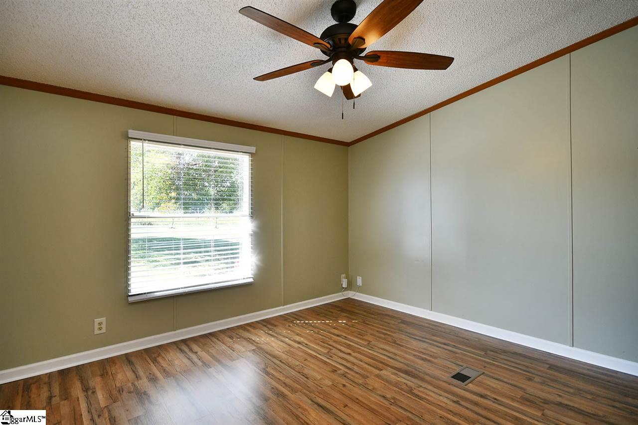 253 Lolly Road Gray Court, SC 29645 - Photo 26 of 36