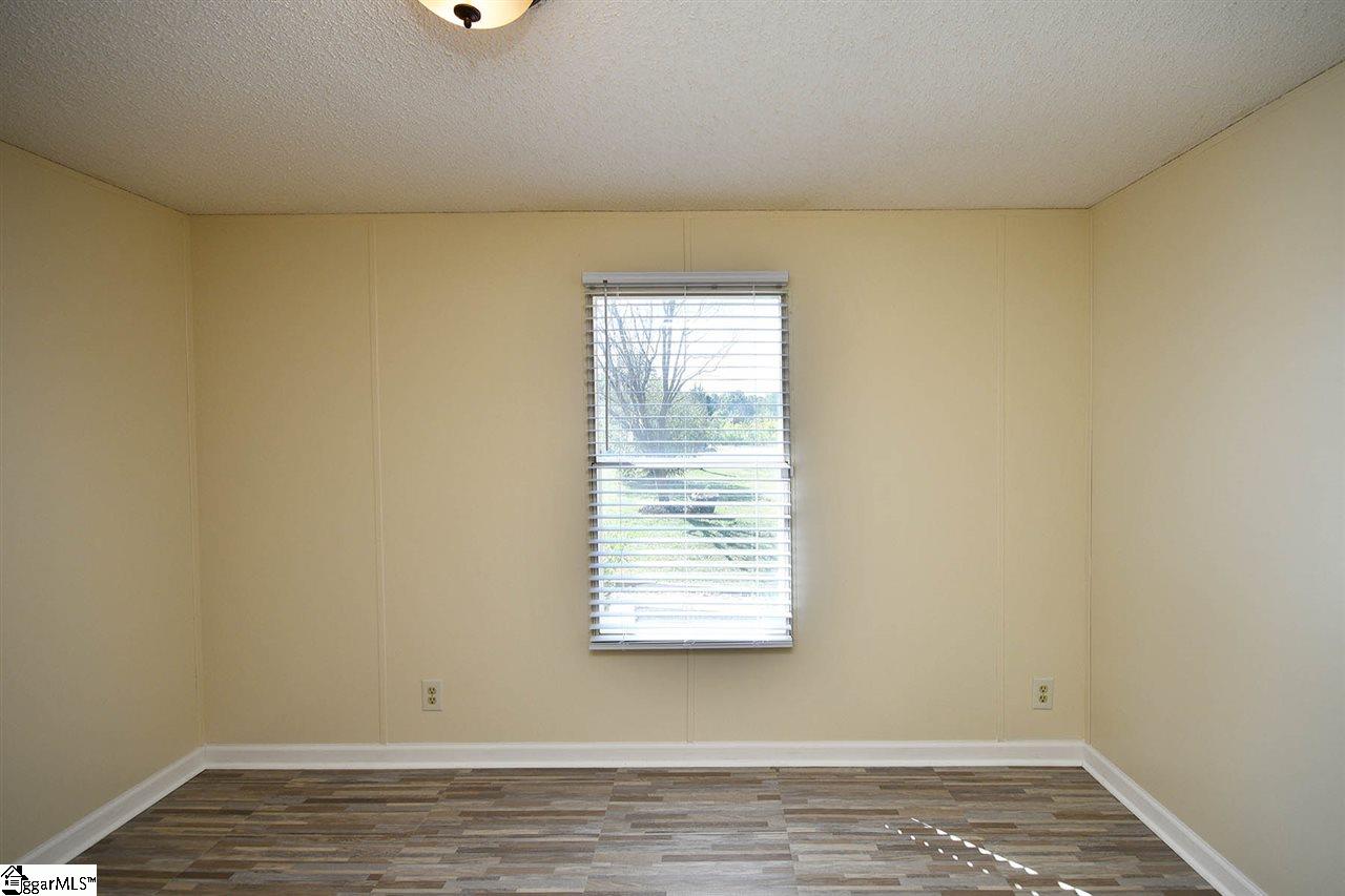 253 Lolly Road Gray Court, SC 29645 - Photo 31 of 36