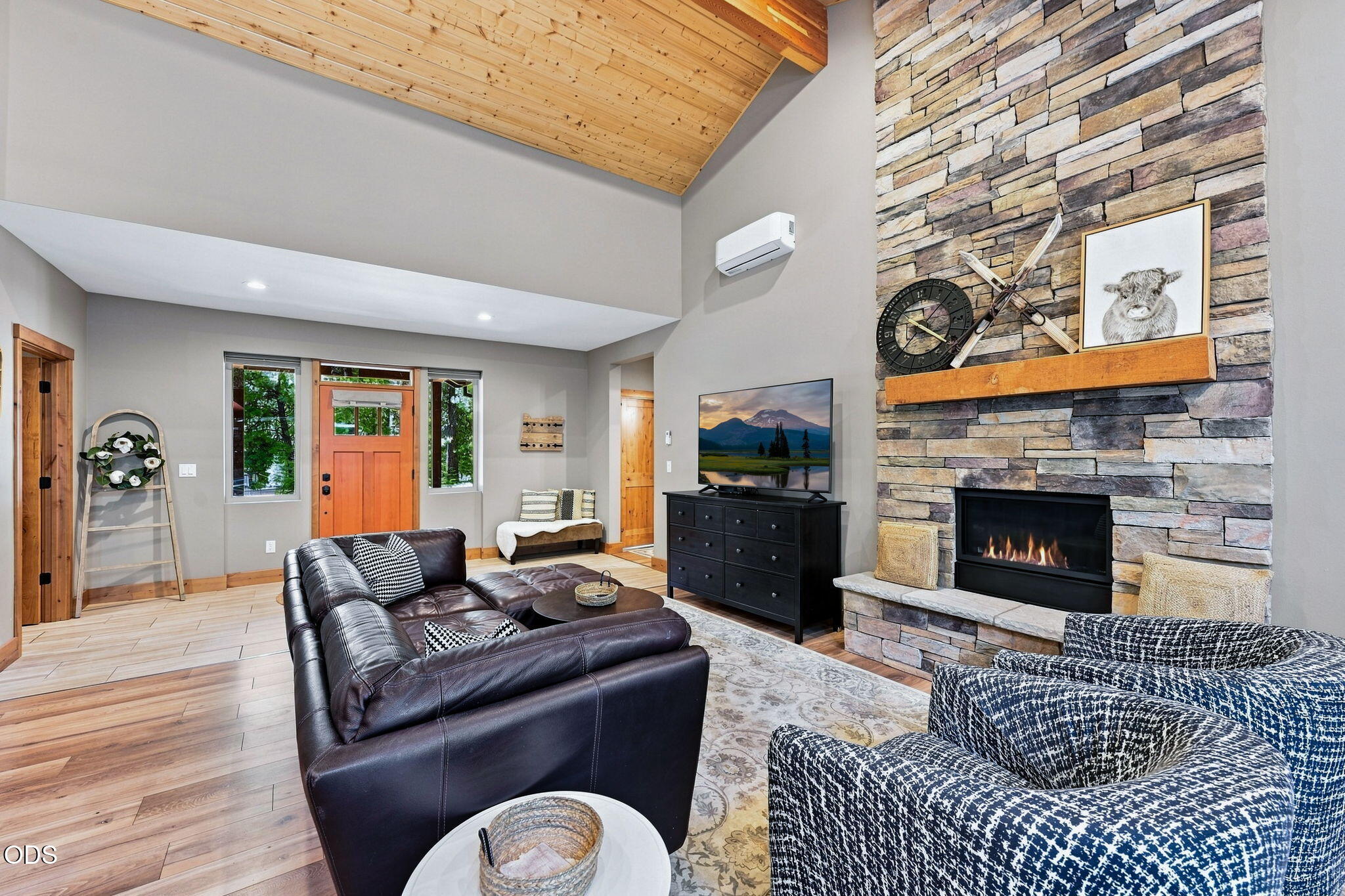 70828 Purslane Black Butte Ranch, OR 97759 - Photo 12 of 66 Gallery Image 12