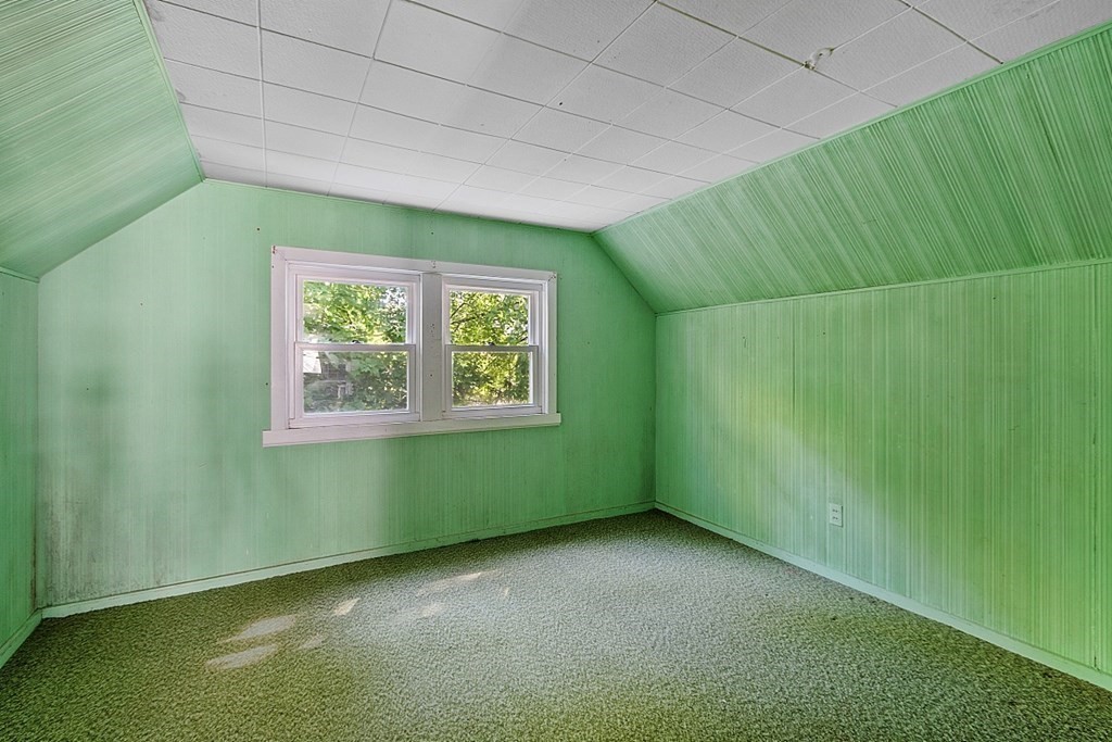 16 Benjamin Road Worcester, MA 01602 - Photo 23 of 40 Gallery Image 23