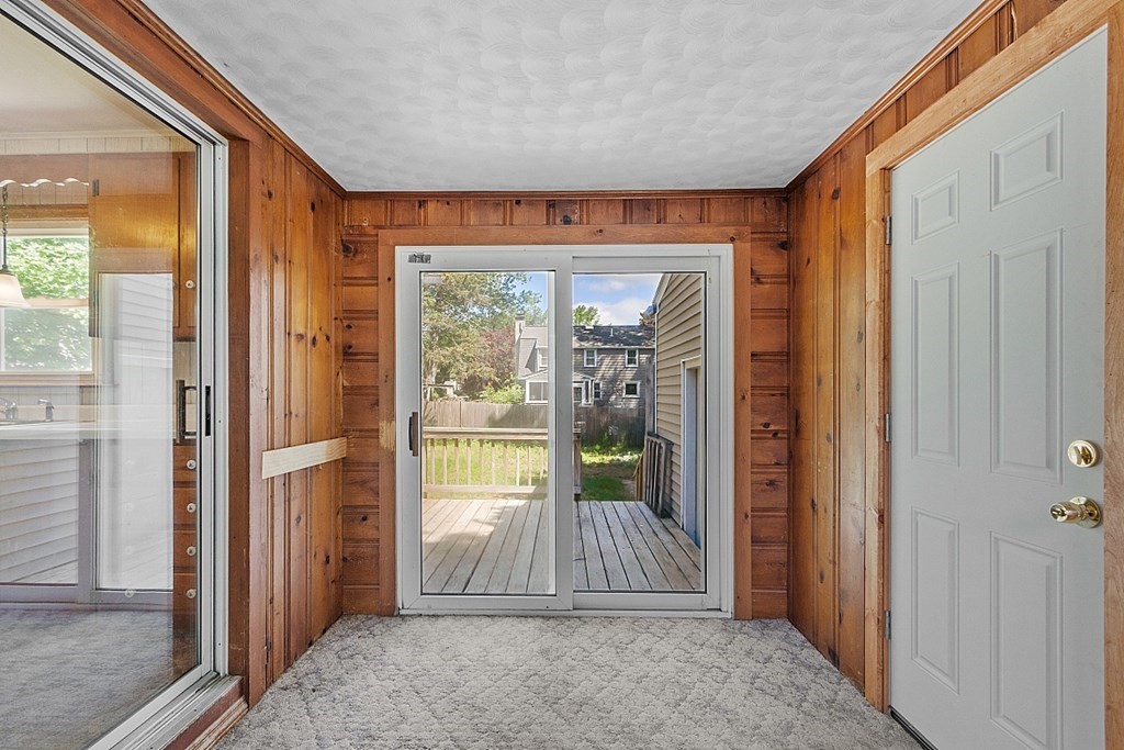 16 Benjamin Road Worcester, MA 01602 - Photo 32 of 40 Gallery Image 32