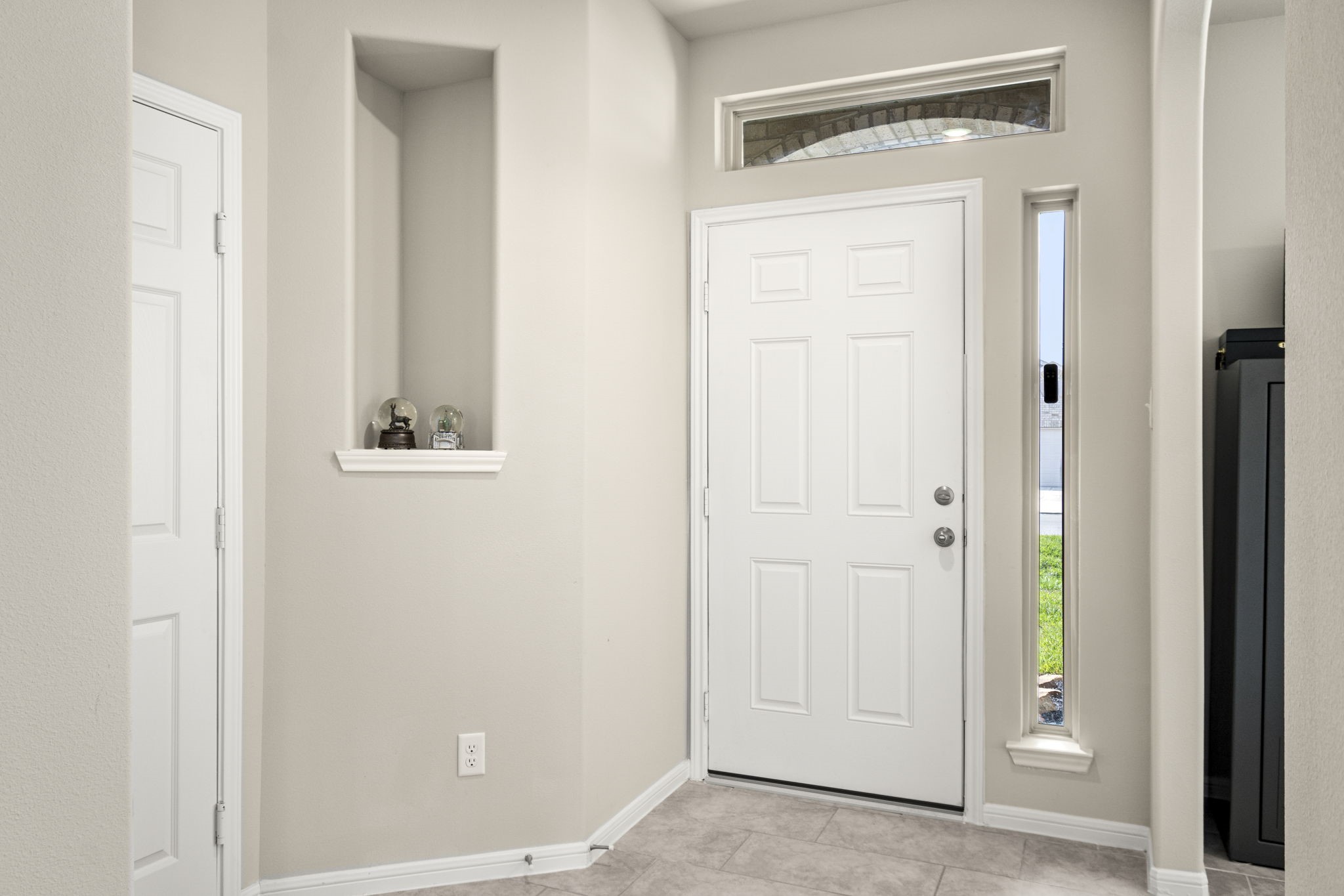 26019 Babe Ruth Drive Splendora, TX 77372 - Photo 5 of 23 a view of a front door