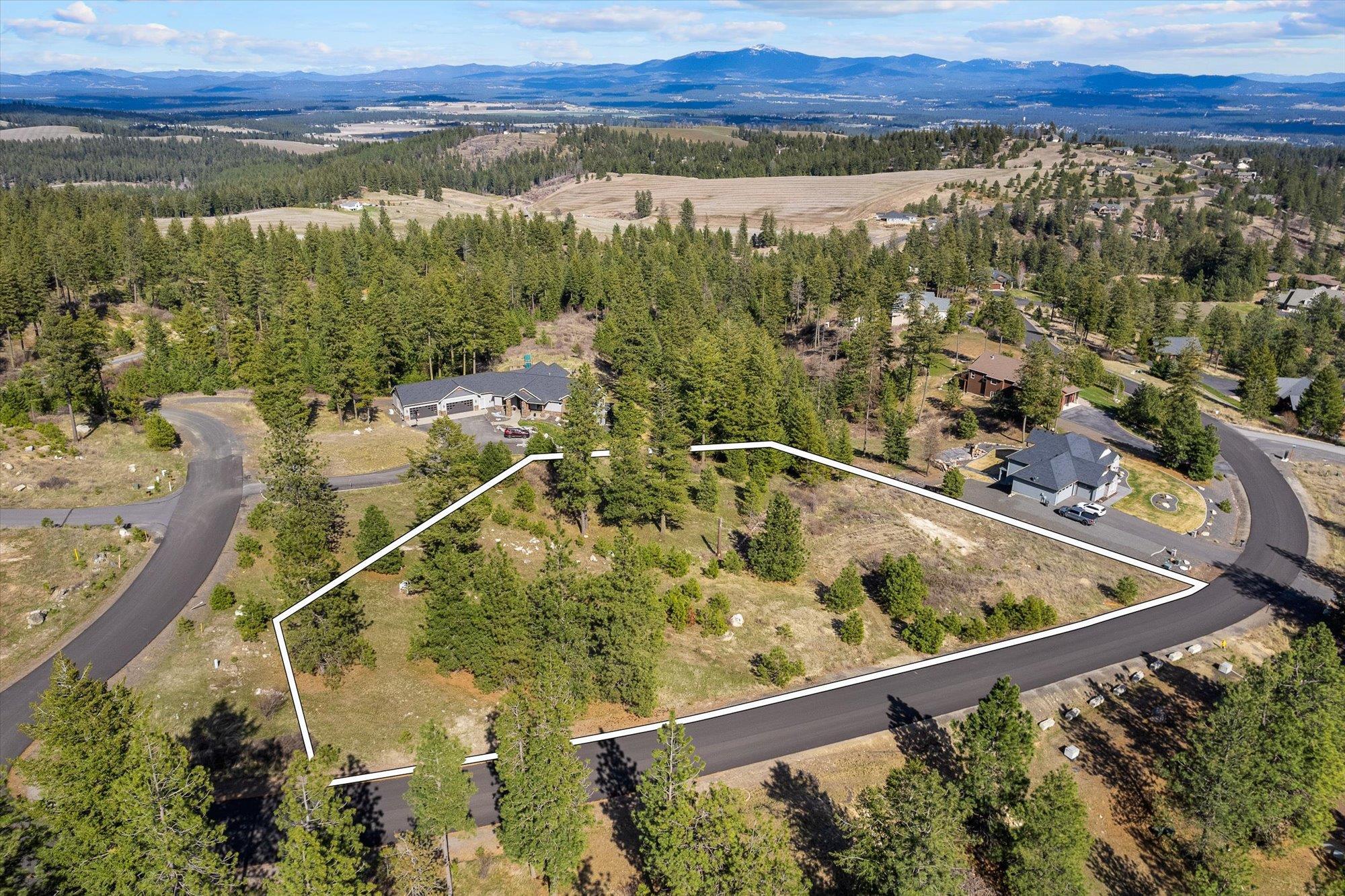 5904 West Hayden Lane Spokane, WA 99208 - Photo 1 of 29