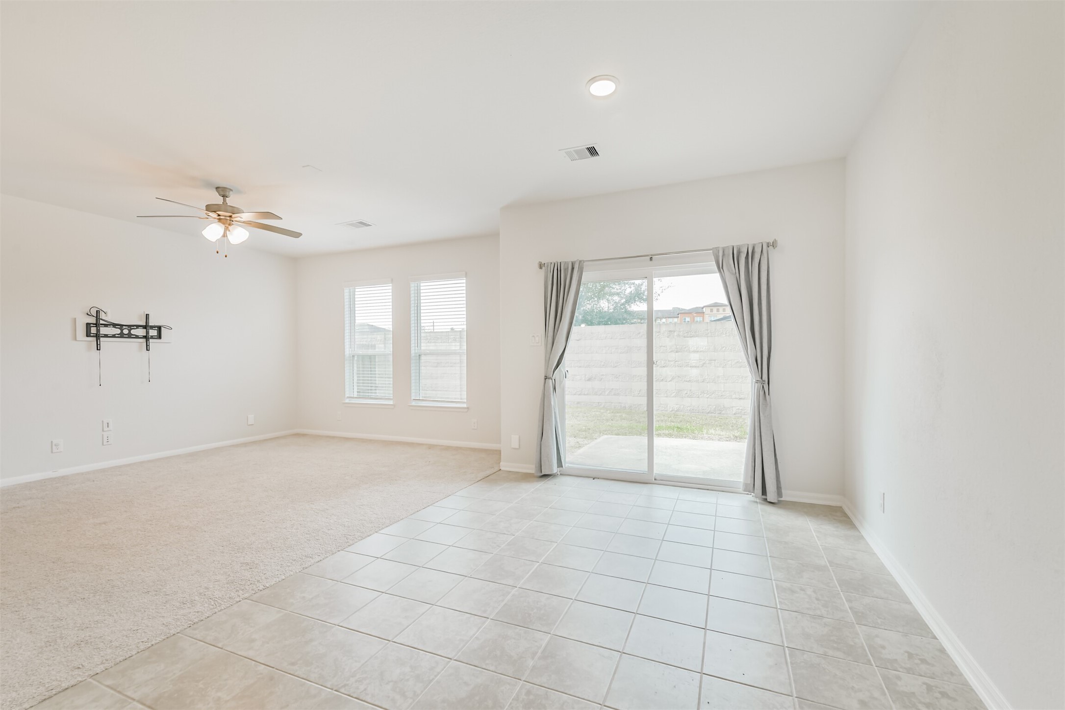 2129 Solstice Boulevard Spring, TX 77386 - Photo 43 of 43 Beautiful space with open floor plan!