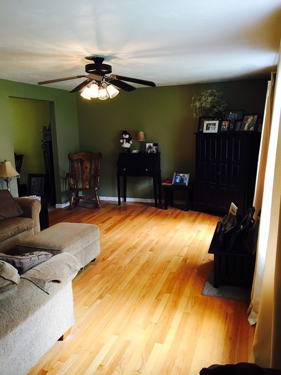 236 Main Street Clinton, MA 01510 - Photo 4 of 14 Gallery Image 4