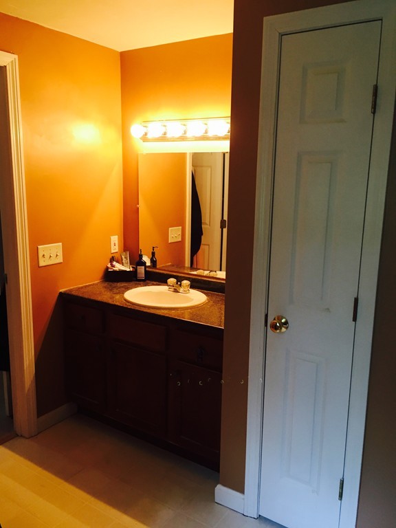 236 Main Street Clinton, MA 01510 - Photo 6 of 14 Gallery Image 6
