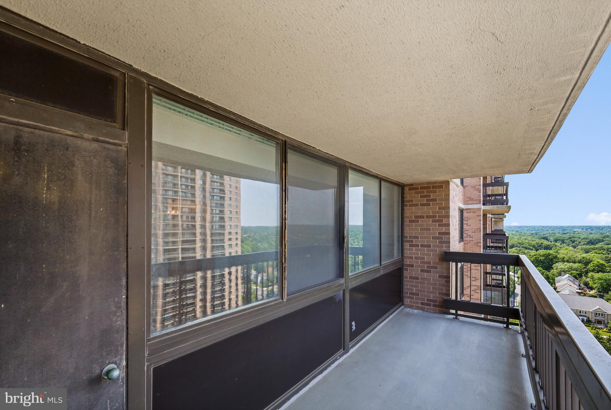 5501 Seminary Road, Unit 1702S Falls Church, VA 22041 - Photo 13 of 41