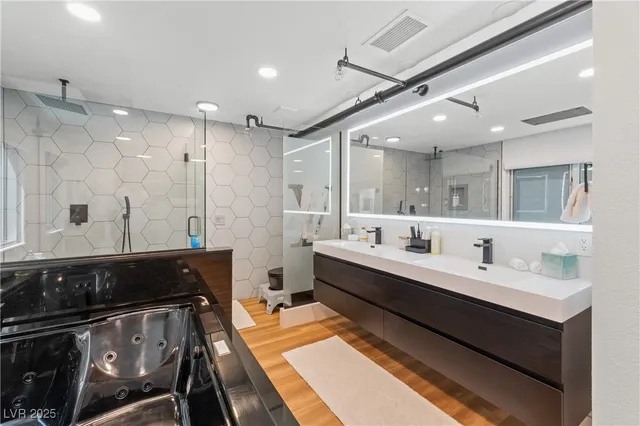 $839,900 | 11441 Allerton Park Drive, Unit 206, Las Vegas, NV 89135