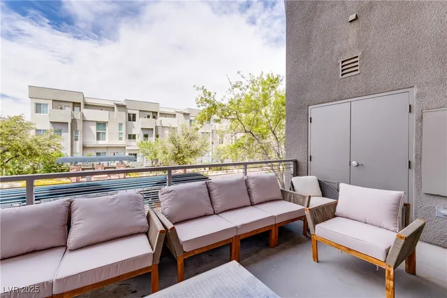 $839,900 | 11441 Allerton Park Drive, Unit 206, Las Vegas, NV 89135