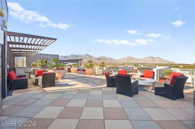 $839,900 | 11441 Allerton Park Drive, Unit 206, Las Vegas, NV 89135