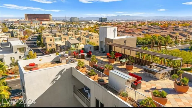 $839,900 | 11441 Allerton Park Drive, Unit 206, Las Vegas, NV 89135