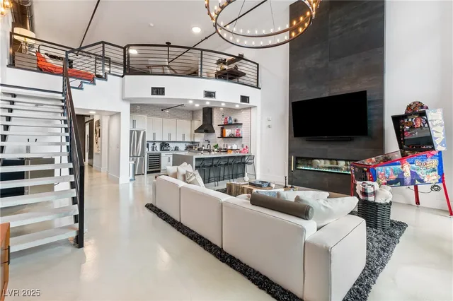 $839,900 | 11441 Allerton Park Drive, Unit 206, Las Vegas, NV 89135