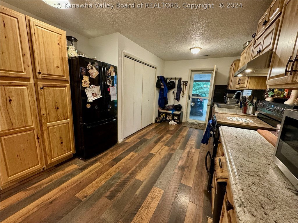 5071 White Pine Road Kenna, WV 25248 - Photo 10 of 30 Gallery Image 10