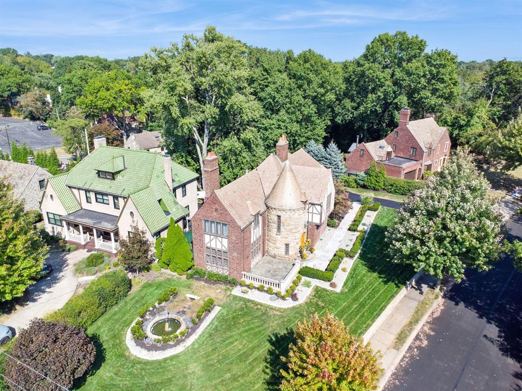 1247 Washington Road Pittsburgh, PA 15228 - Photo 41 of 41 Spectacular!