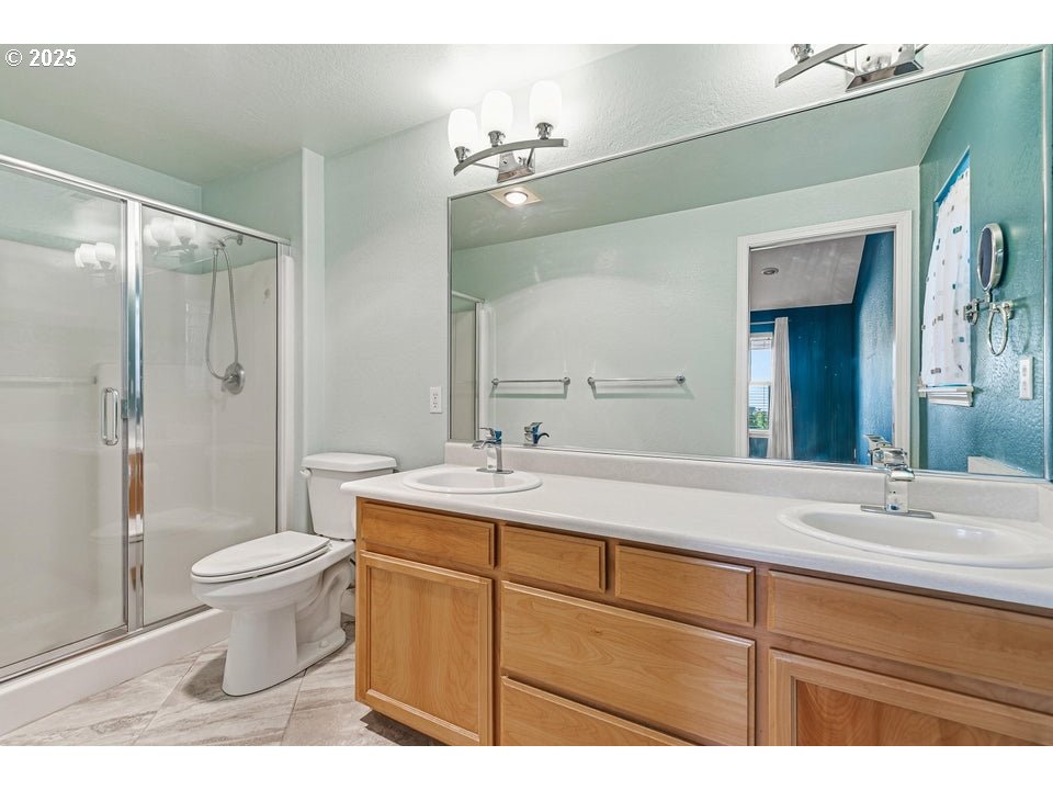 1243 Shafer Lane Medford, OR 97501 - Photo 21 of 29