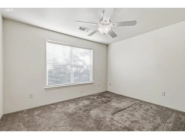 $375,000 | 1243 Shafer Lane, Medford, OR 97501