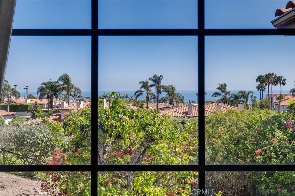 6516 Sandy Point Court Rancho Palos Verdes, CA 90275 - Photo 4 of 49 Big Ocean Views