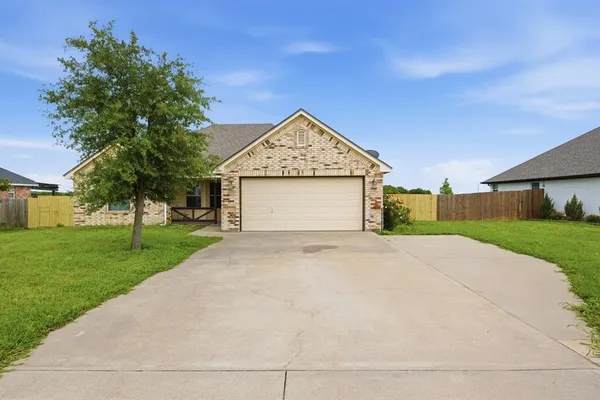 $234,000 | 106 Joyce Street, Whitney, TX 76692