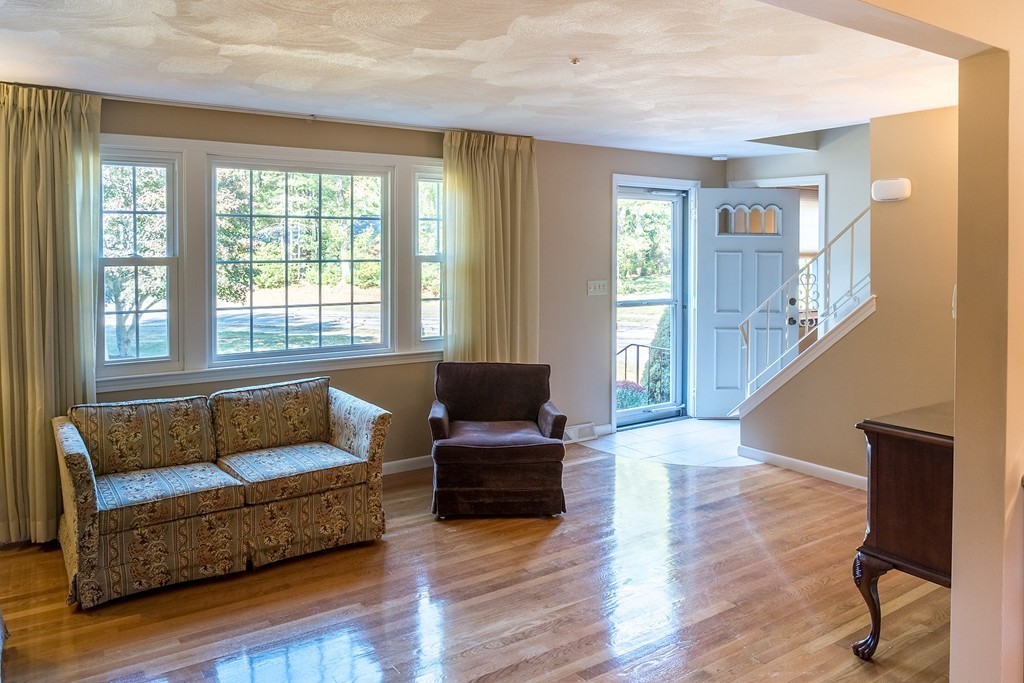 2 Barefoot Hill Road Sharon, MA 02067 - Photo 4 of 8 Gallery Image 4